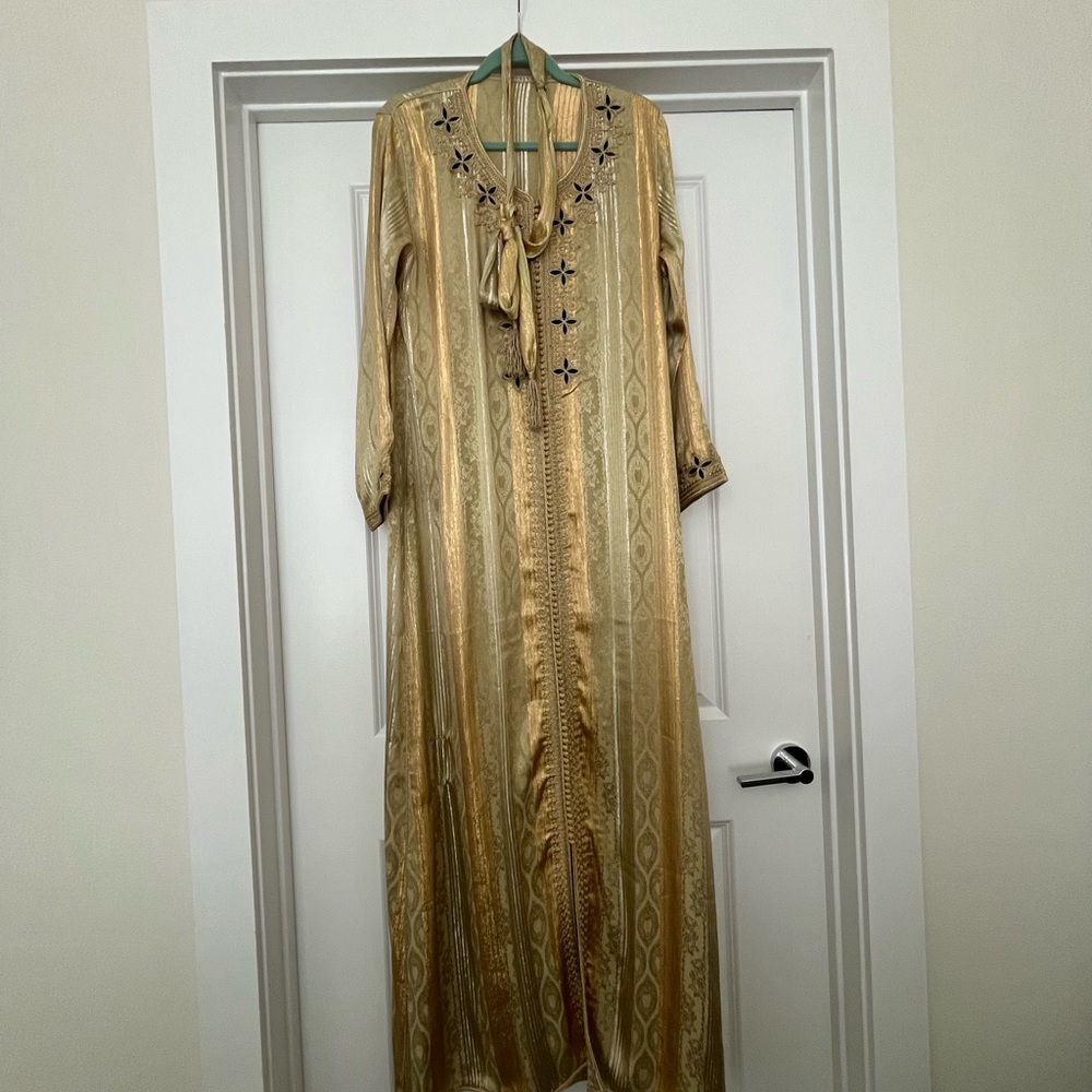 Elegant Gold Embroidered Dress Moroccan Kaftan